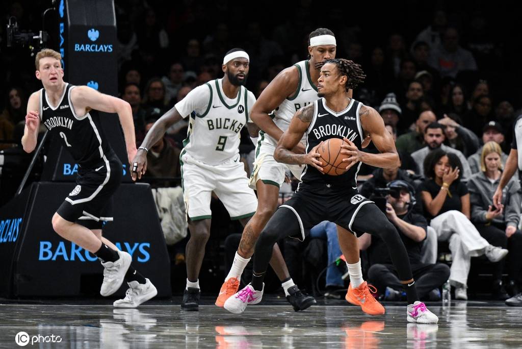 小波特12+6特伦特20分 篮网大胜雄鹿